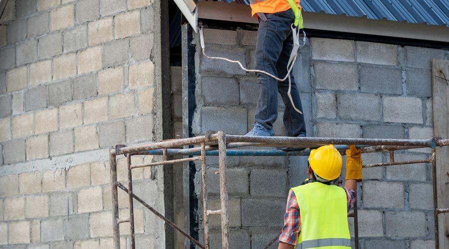 Expert Emergency Roof Repairs services in Troy, IL